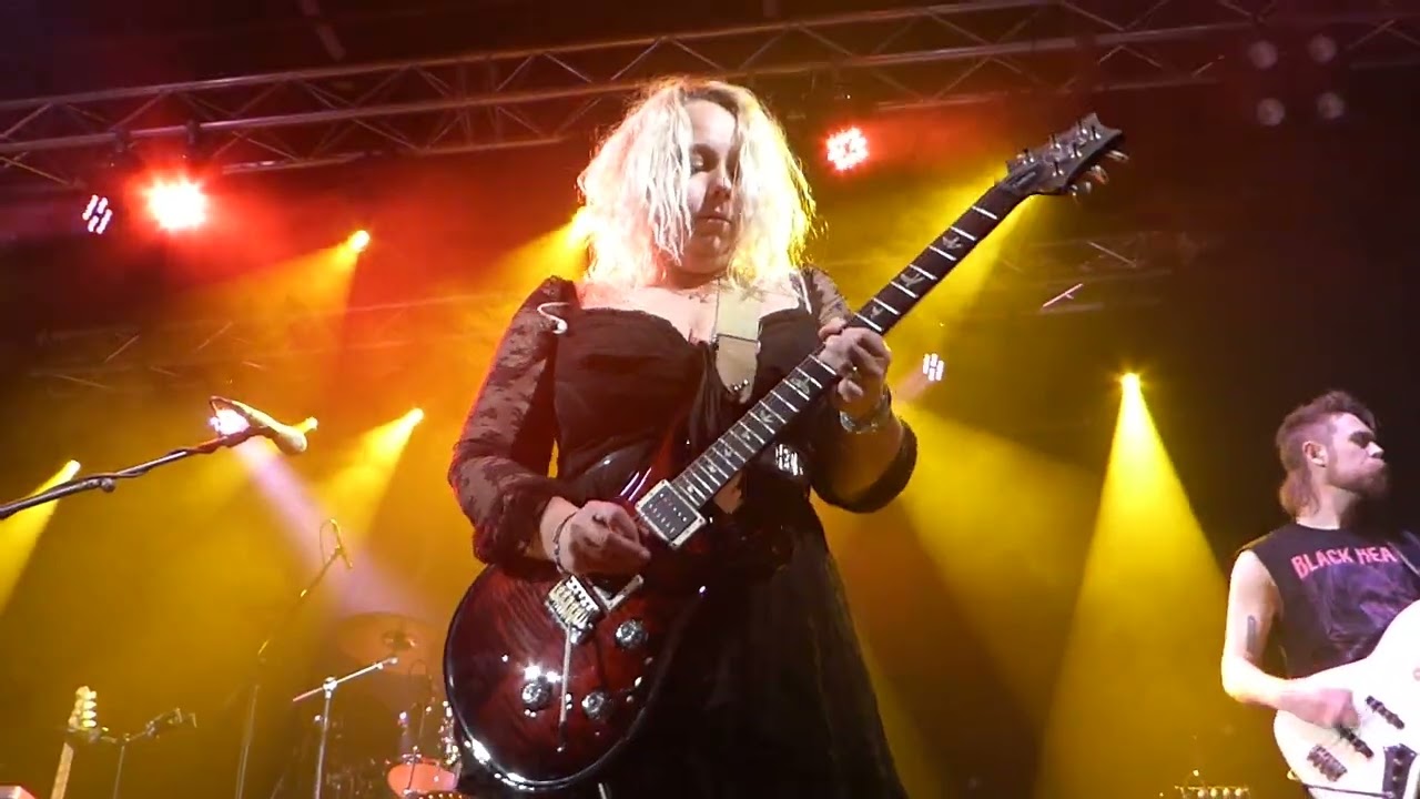 Chantel McGregor, Broken Heartless Liar, The Picturedrome, Holmfirth, 14 12 2025