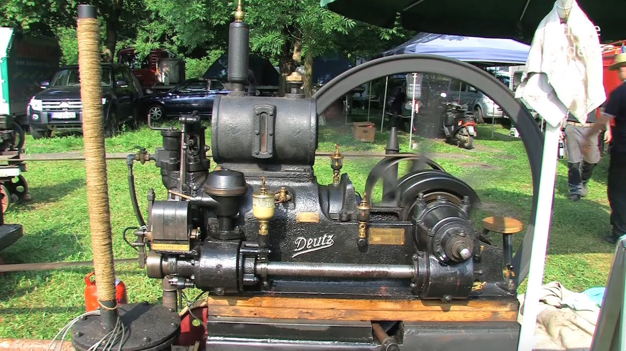 Deutz MO121 mit Holzspalter - Stationary Engine with Wood Cutter - Stationärmotor