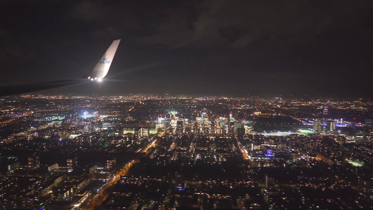 Night landing in Amsterdam with KLM