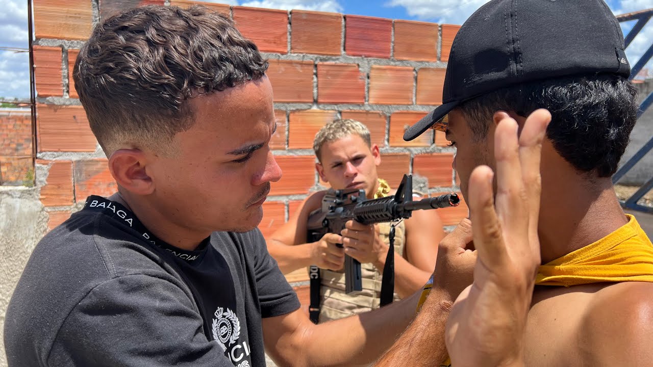 MORADOR QUEIMOU A DROG4 DOS TRAF1CANTES E OLHA NO QUE DEU 😱