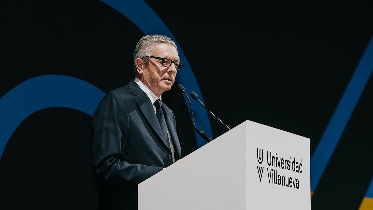 Lección Magistral de Alberto Ruiz-Gallardón - Graduación Universidad Villanueva 2025