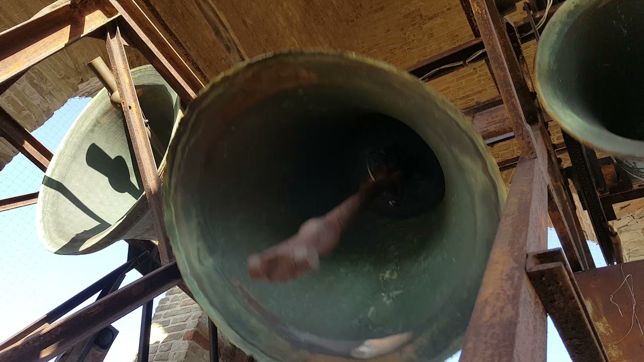 Campane torre del Passero Solitario Recanati (plenum dalla cella campanaria)