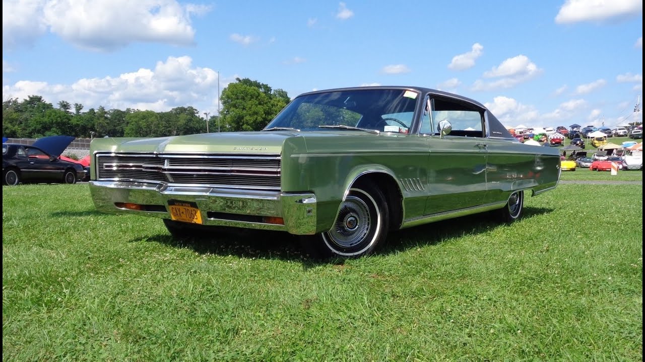 Chrysler 300 1968 года выпуска, 2 двери, зелёный, со звуком двигателя 440 в программе My Car Stor...