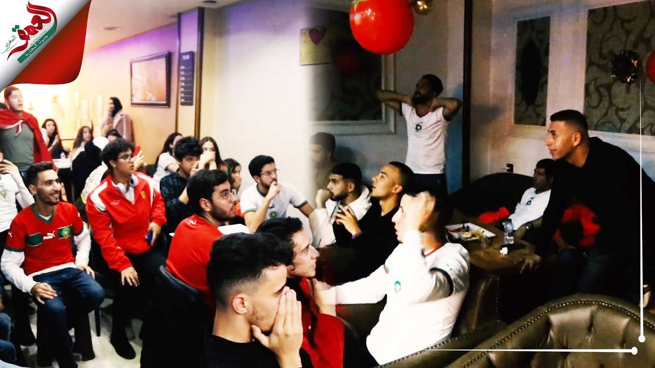 مشاهد مؤثرة بأحد المقاهي بطنجة لحظة حسم المنتخب المغربي لتأهله لربع نهائي المونديال