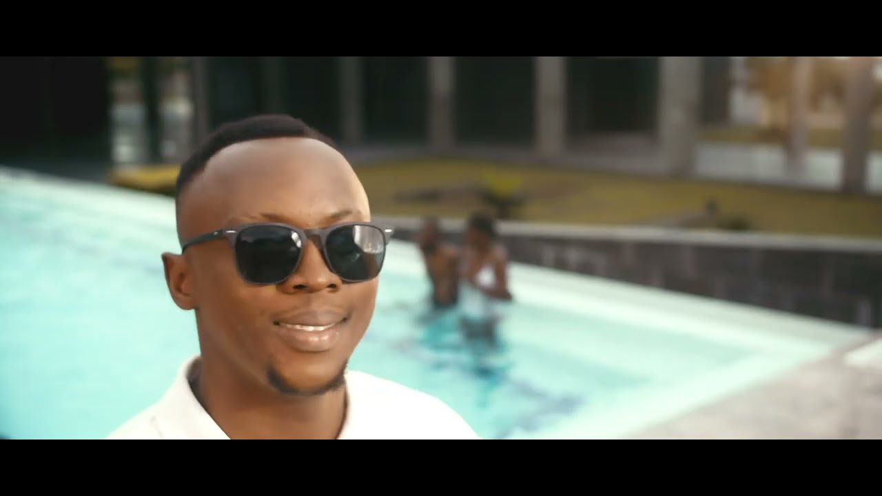 James Carlos - Gyrophare (clip officiel)