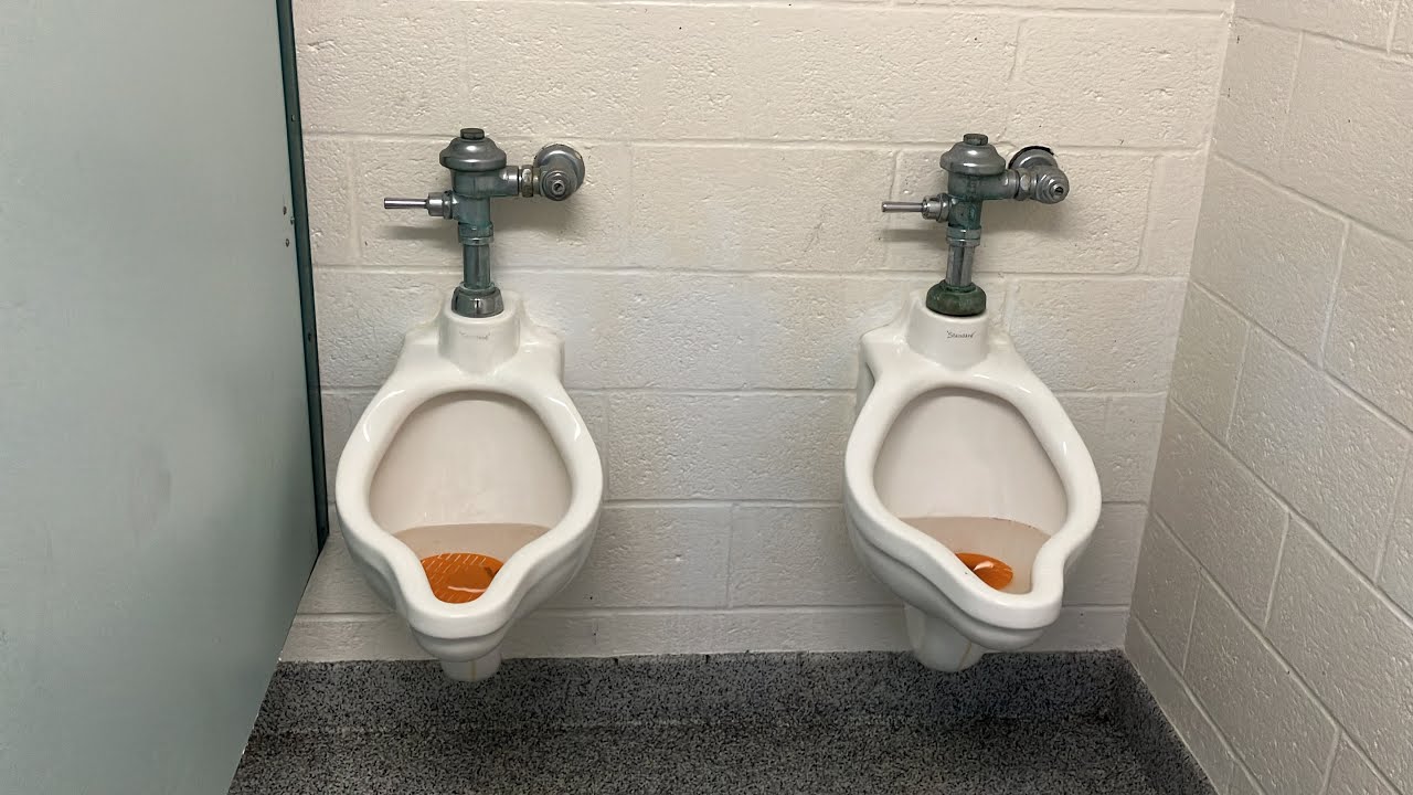 [1579] 1960's Park restroom with original Standard fixtures!