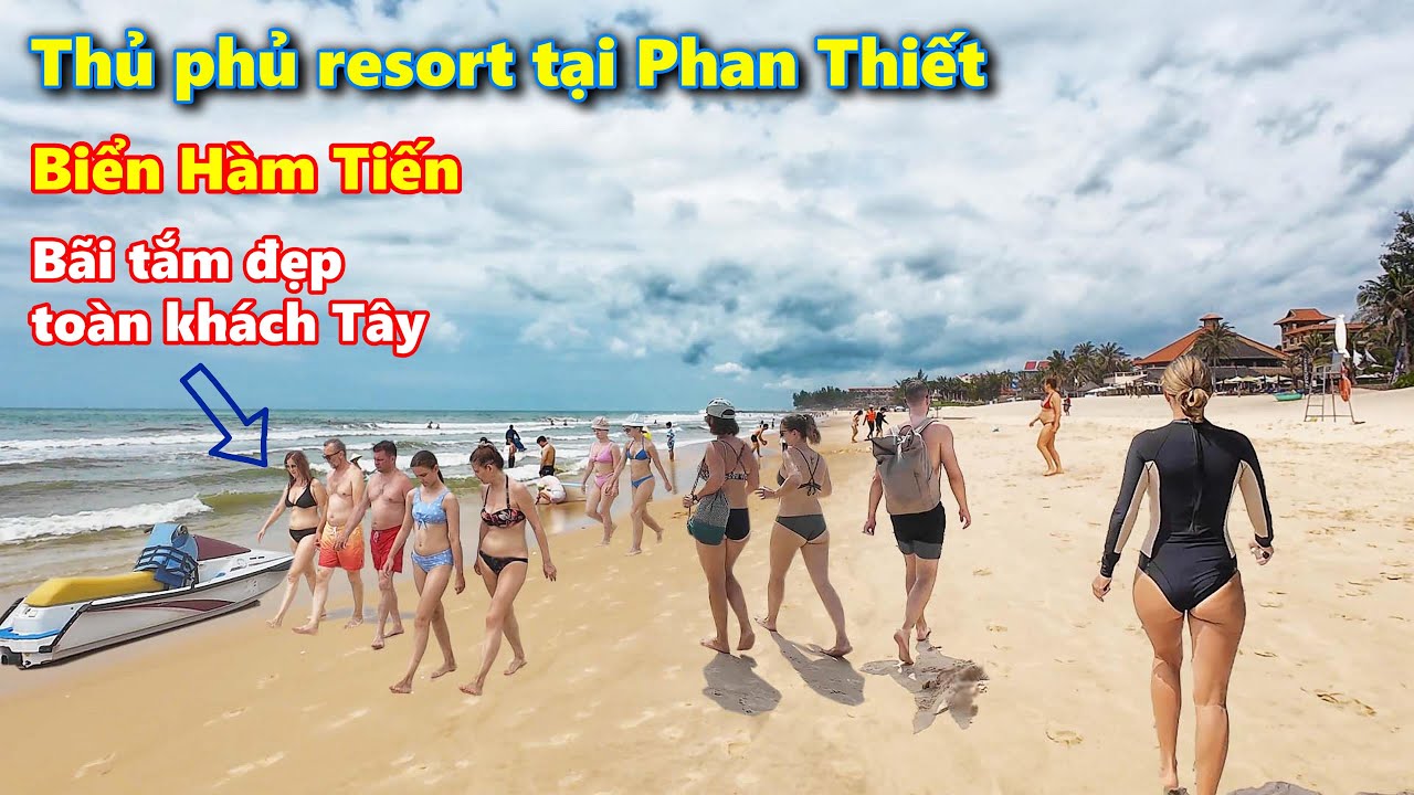 Bãi tắm biển đẹp toàn khách Tây tại 