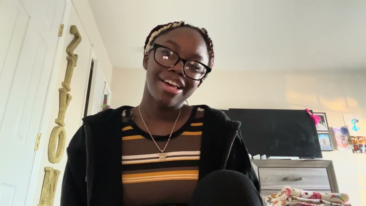 Getting to know me(first vid😁)