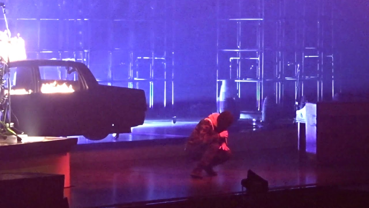 Twenty One Pilots - Levitate (Live in Dallas, TX American Airlines Center November 7, 2018)