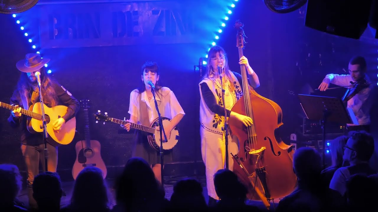 Karoline & the Free Folks