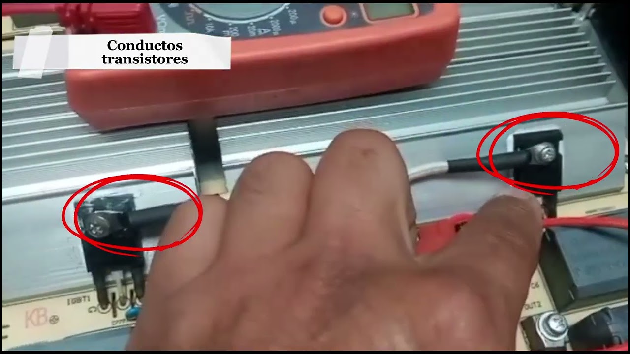 REPARACIÓN DE CORTOCIRCUITO EN COCINA DE INDUCCIÓN