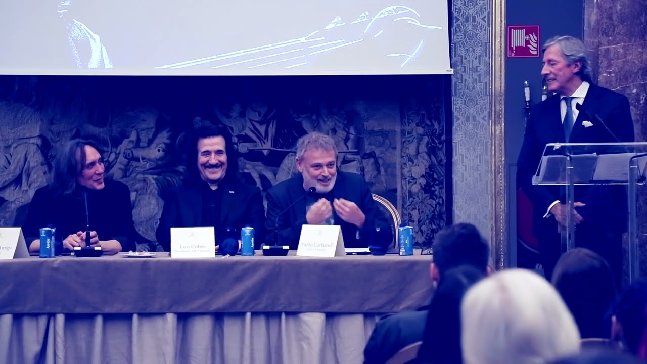 Richy Castellanos organiza el photocall del nuevo disco de Vicente Amigo, 