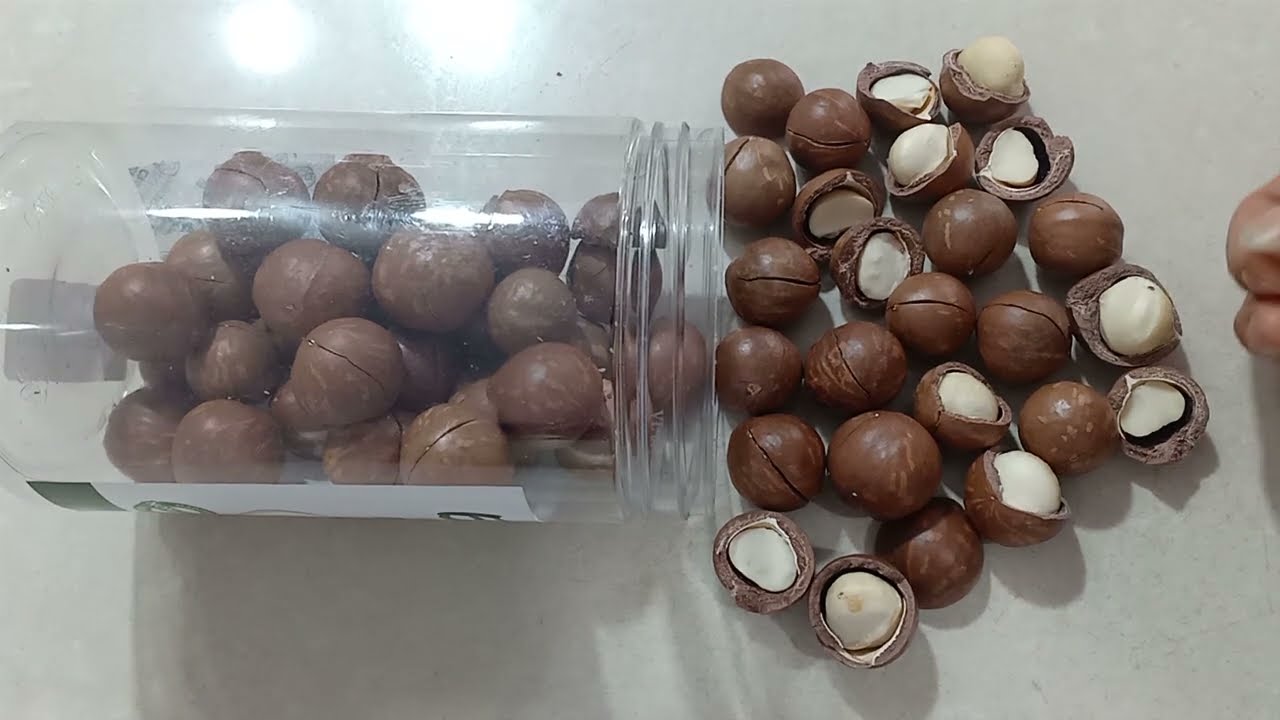 NHỮNG AI KHÔNG NÊN ĂN HẠT MACCA KẺO RƯỚC HỌA VÀO THÂN.