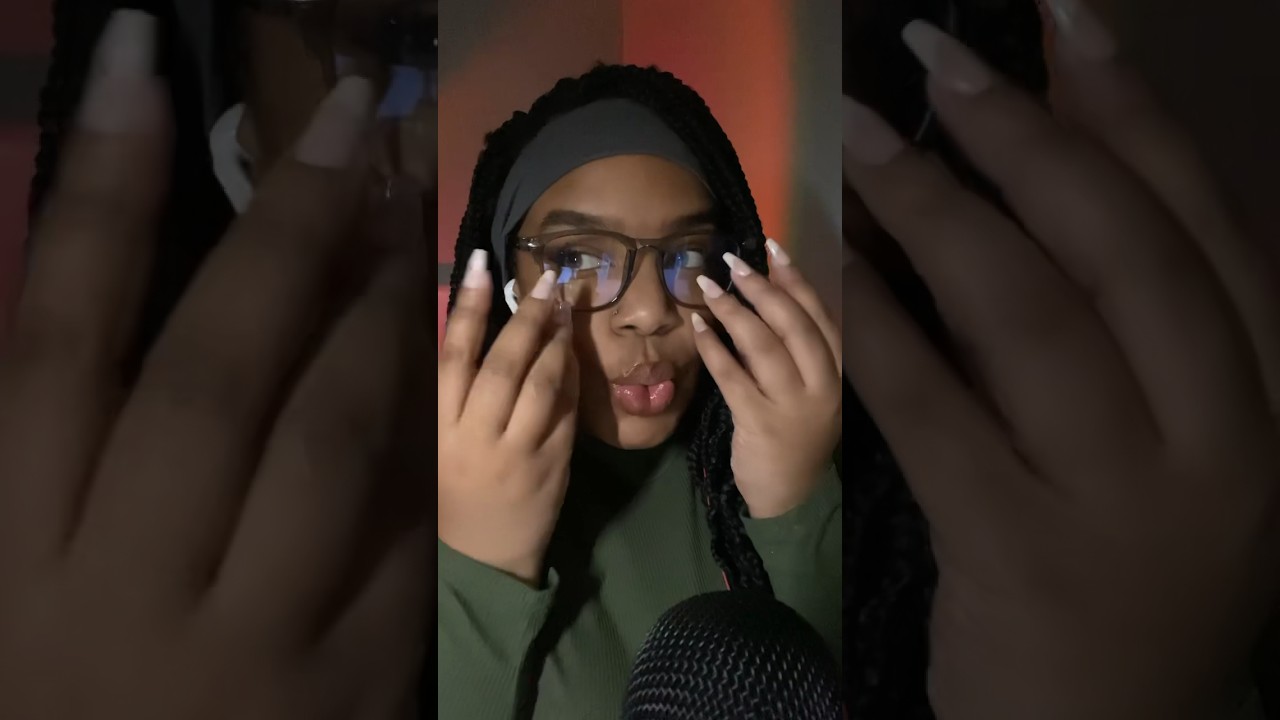 glasses tapping 🤓🫶🏽 #asmr #glasses #asmrsounds #shorts