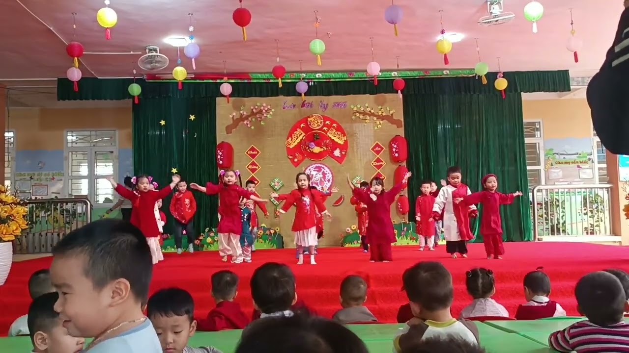 Gia Hân. Tết bình an 2026