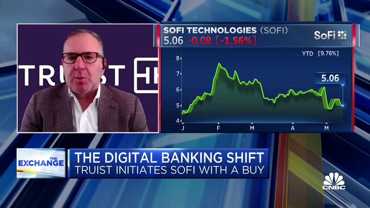 Regional banking crisis is attracting deposits for digital services, says Truist's Andrew Jeffrey