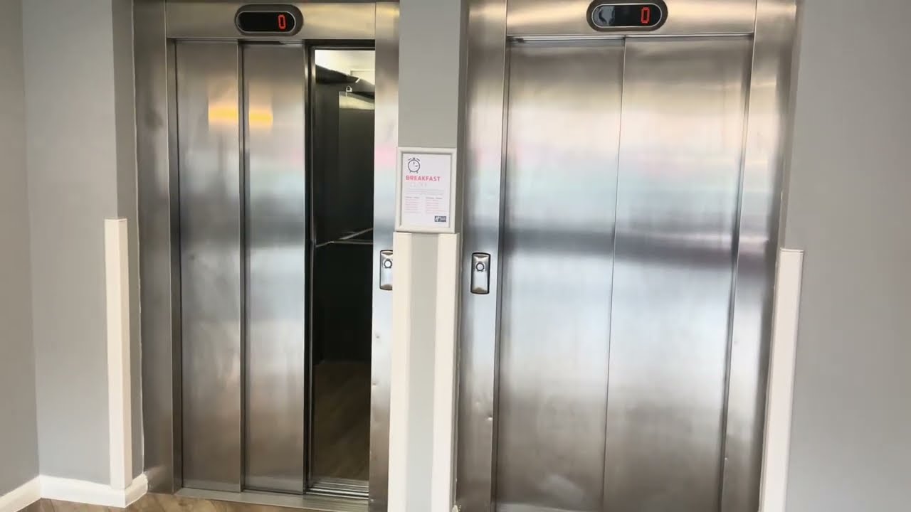(2) 2006 KONE MonoSpace traction lifts @ Holiday Inn, Leeds Dock, Leeds