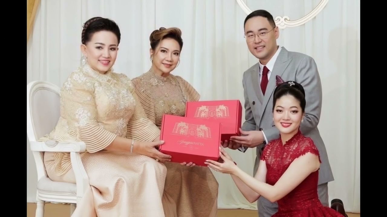 LA DOUCE DRESS ร้านลาดูซเดรส บริการรับตัด และให้เช่า ชุดออกงาน 