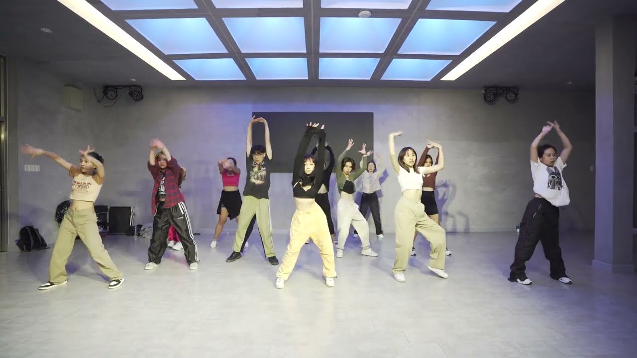 Girl Style Class | Level 1 | UC Dance Space