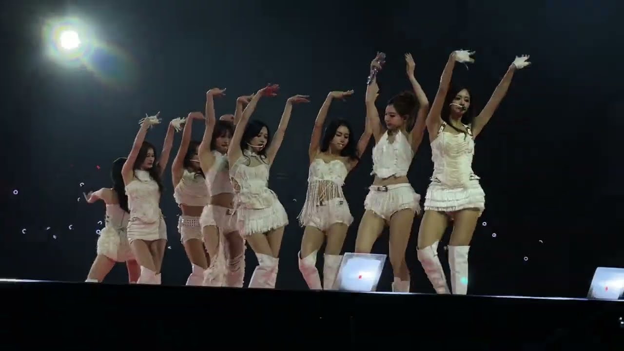 TWICE “THIS IS FOR” THIS IS FOR WORLD TOUR IN  BULACAN, PHILIPPINE ARENA