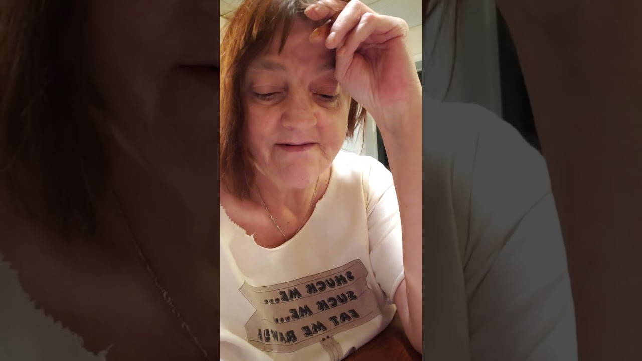 I found seeds! from fem plant? trim time boomer learning to grow series adult only
