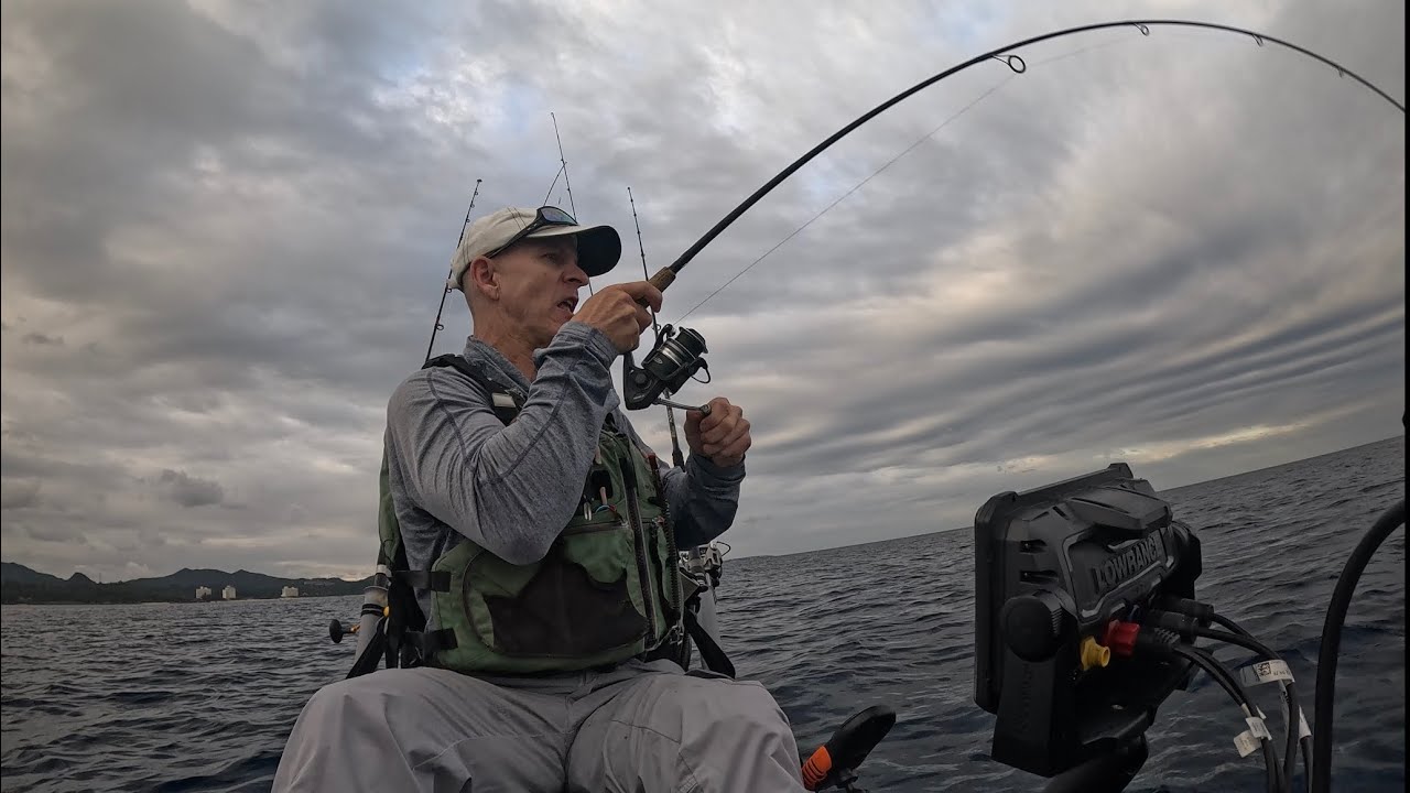 Coral Grouper Slams Shout Shotel Jig |#okinawa #fish #kayakfishing 