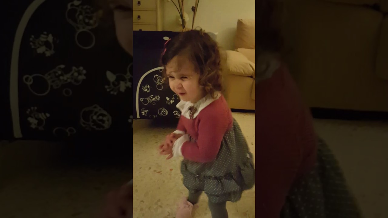 Valentina  con 18 meses sigue Bailando la hija de Juan Tejero e Irene Carrasco.