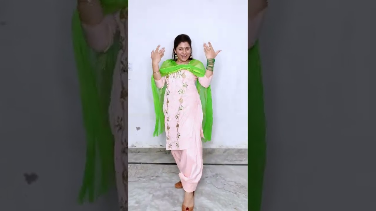 Kamli (Dance) - Ekta | Mankirt Aulakh | Roopi Gill | Sukh Sanghera | Punjabi Songs @sagahits