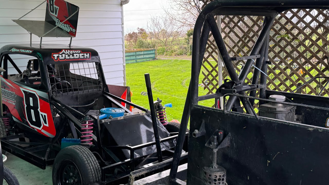 Running errands, lawn skids, Munzy Hq