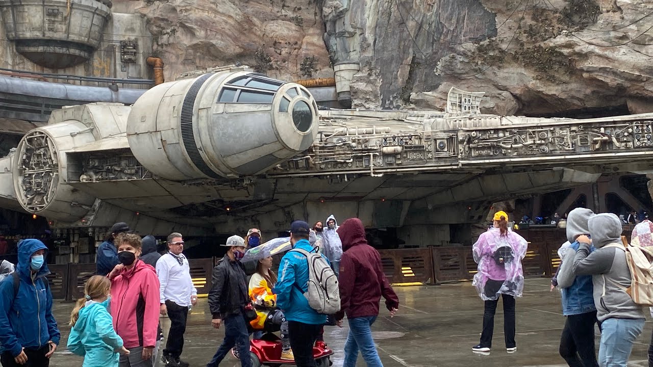 Life Size Millennium Falcon Disneyland California