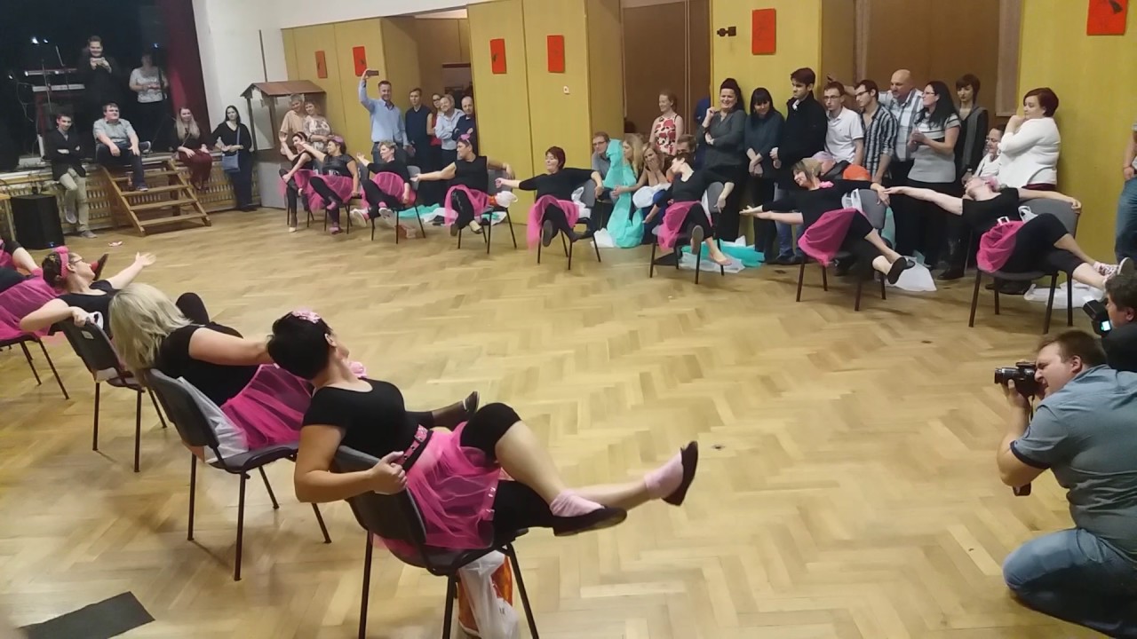 Kateřinská zábava - půlnoční překvapení - mám boky jako skříň, nafrněná