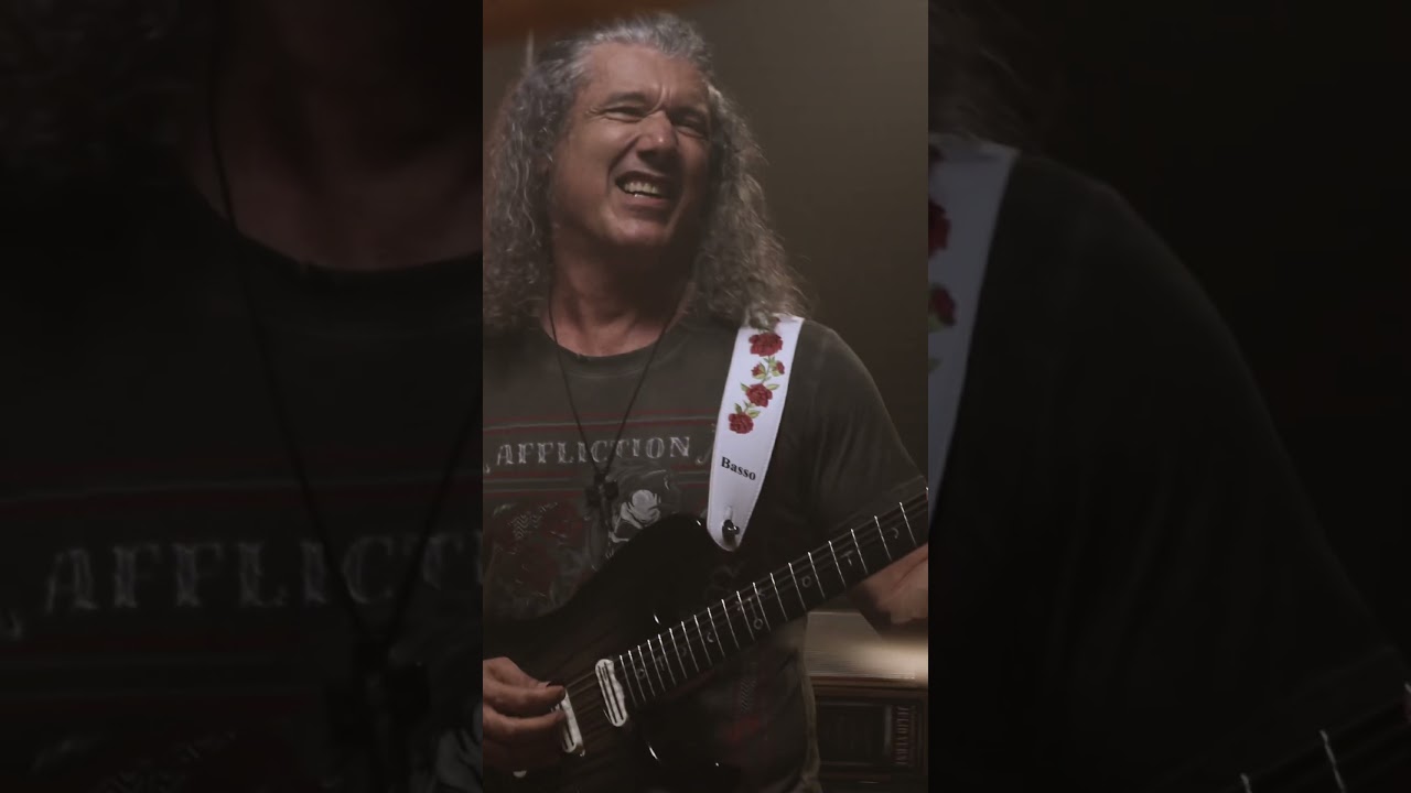 Show de lançamento. Vem ver ao vivo. Clica no link