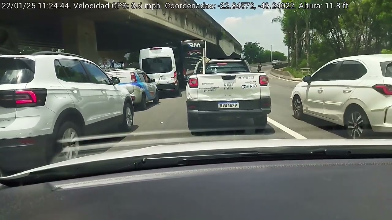 Viaje en auto desde el Aeropuerto Galeao (Rio de Janeiro) hacia Buzios 180 Km (Road Trip in Brasil)