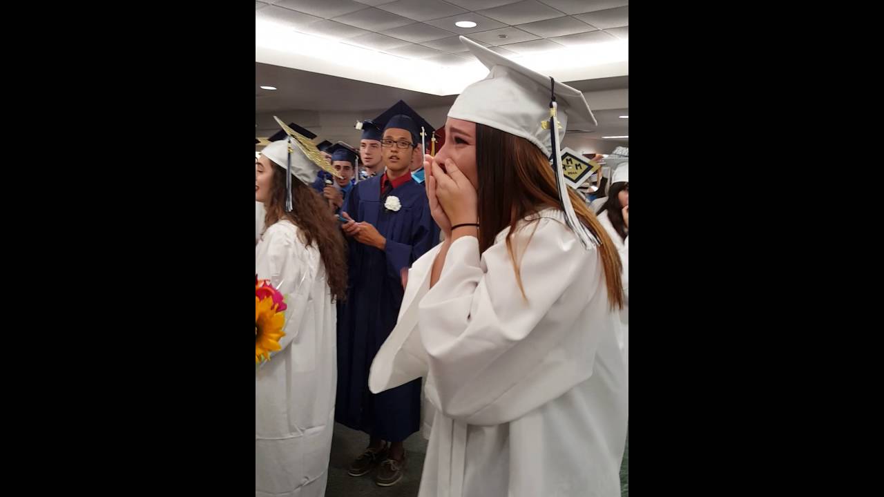 Surprise homecoming for graduation.