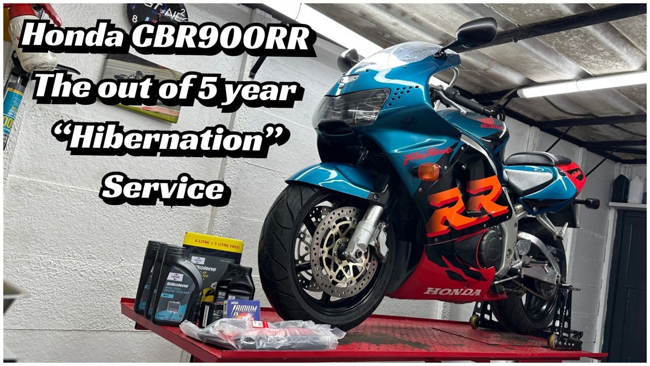 Honda CBR900RR Fireblade Service How To Guide - Full Step by step with torque settings!