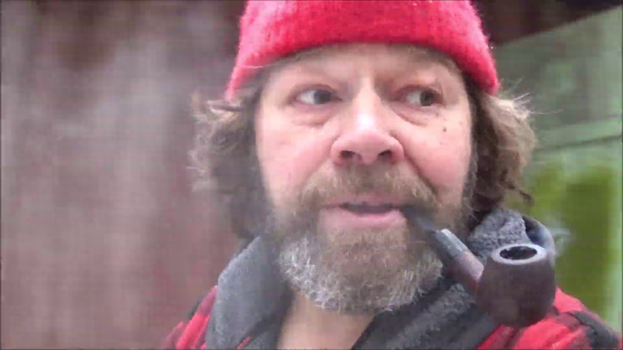 Kaivon syventäminen.
