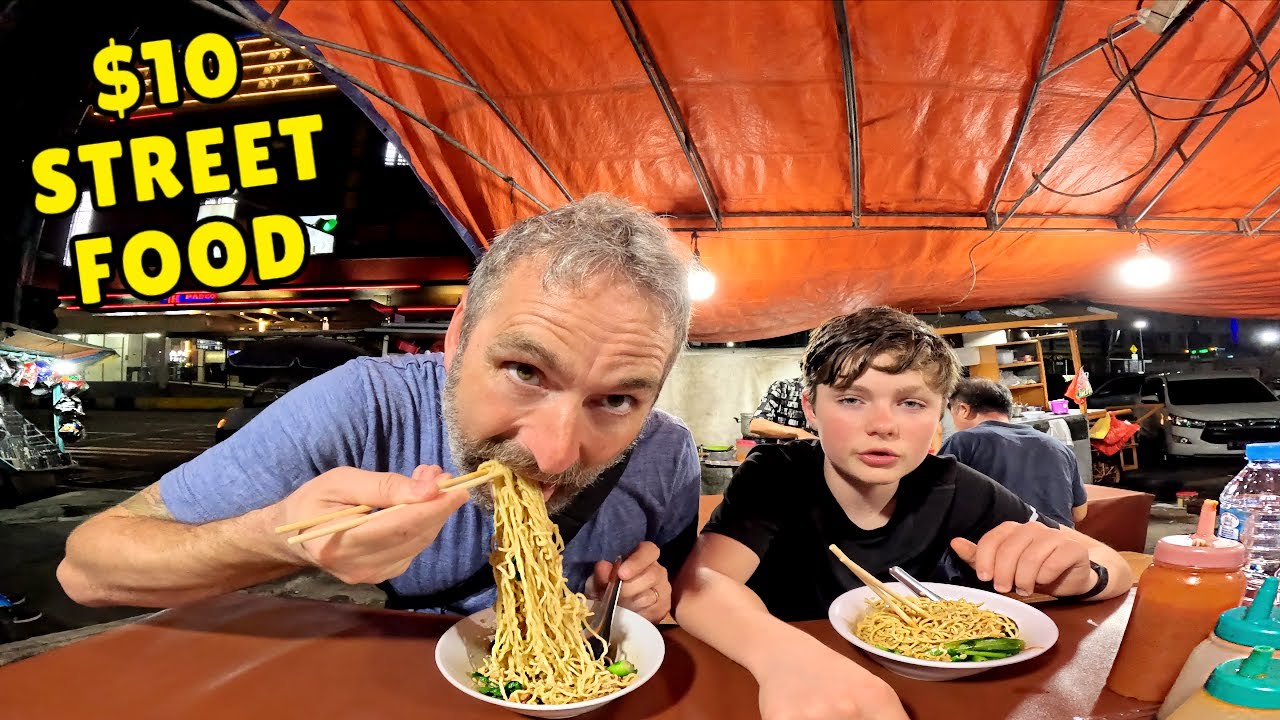 $10 Street Food Feast in Glodok Chinatown! 🇮🇩 | $0 Hotel Stay in Jakarta?!