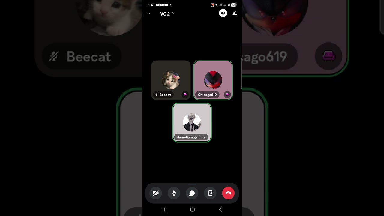 @EllzThaGoat keeps crying and daniel's d m's over the mistake.He made 