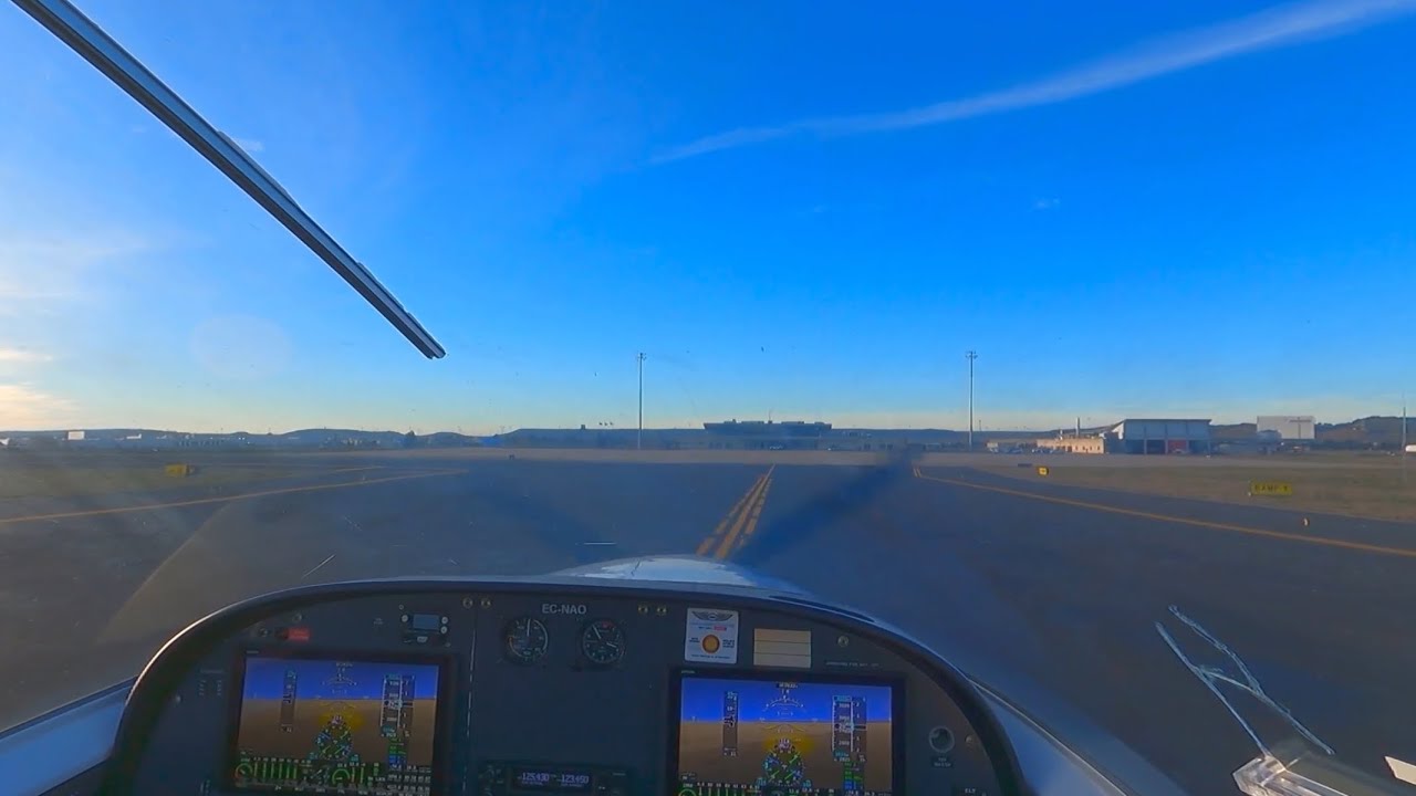 Landing in Burgos | Runway 22 | PS-28 Cruiser