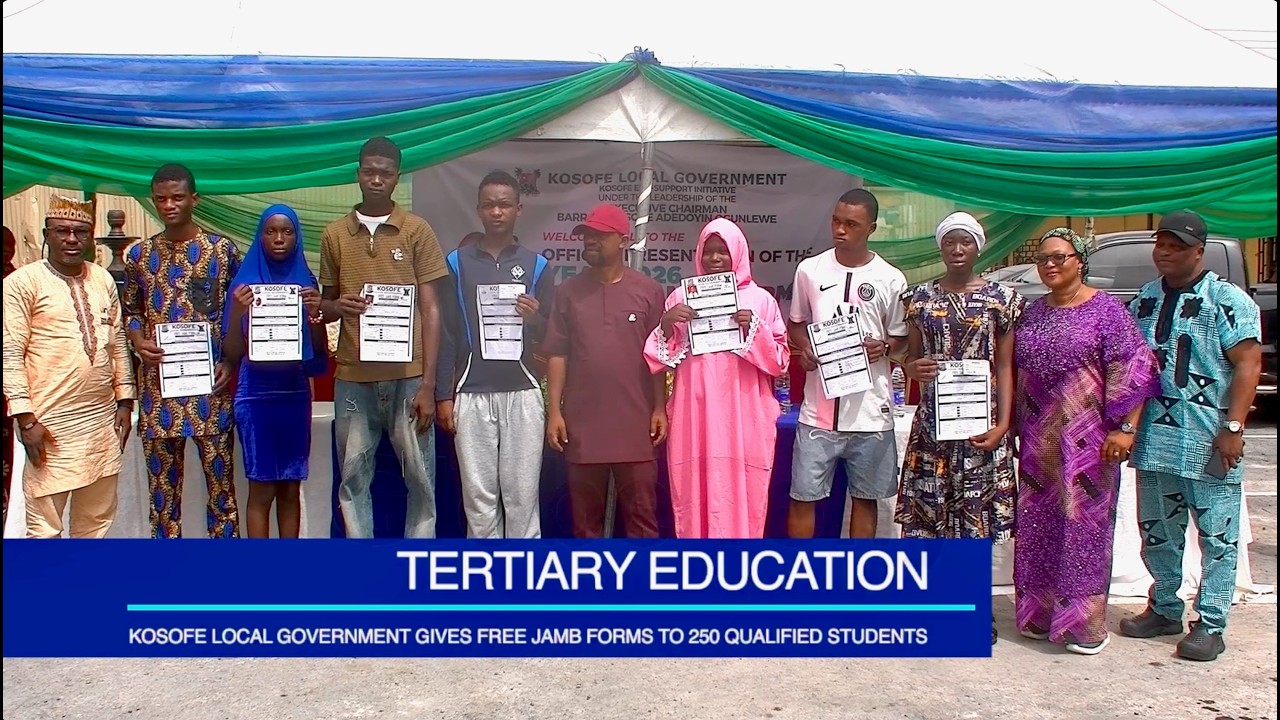 KOSOFE LOCAL GOVERNMENT GIVES FREE JAMB FORMS TO 250 QUALIFIED STUDENTS