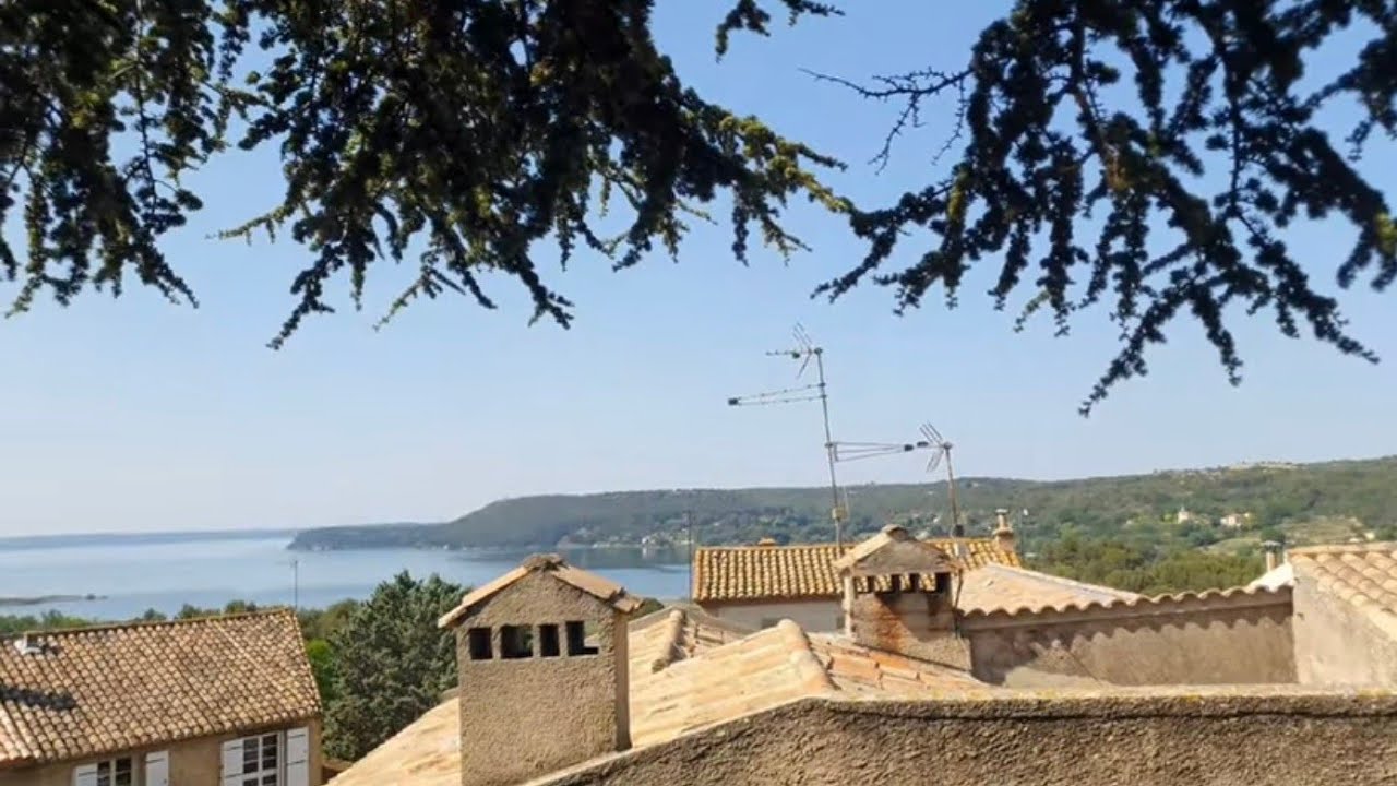 Miramas-le-Vieux - village Provencal M&eacute;di&eacute;val                                    #france #provence