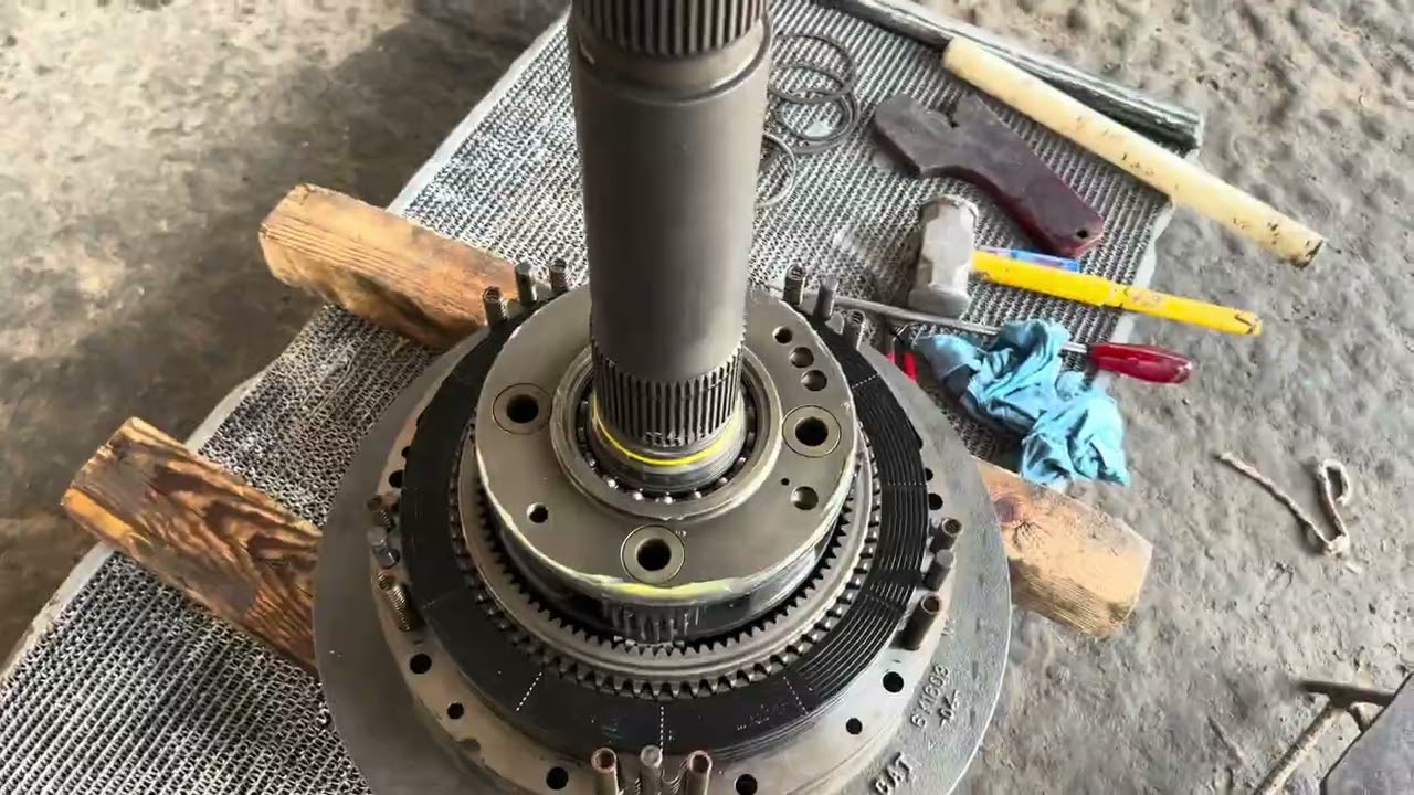 AMAZING RESTORATION OF TRANSMISSION PART 1 | CAT 980G