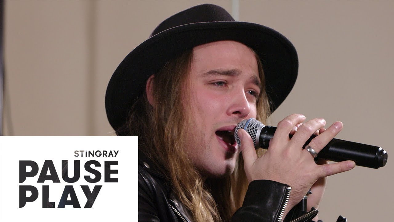 Travis Cormier - Dollars & Hearts | Live @ Stingray PausePlay
