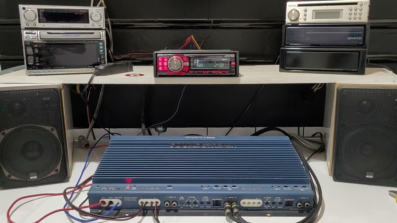 Alpine CDA-9884Li + Soundstream Reference 644s
