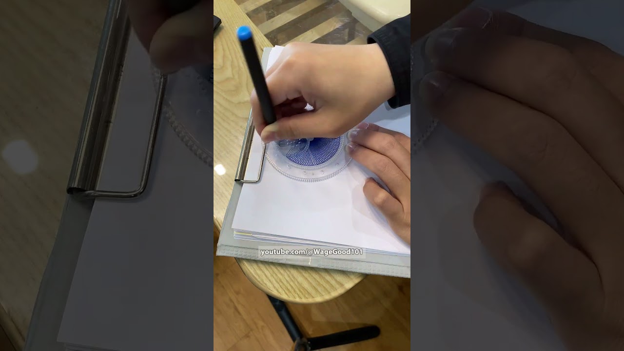 Unlock the Magic of Geometric Art Creating Stunning Circular Designs #2024 #spirograph #shorts