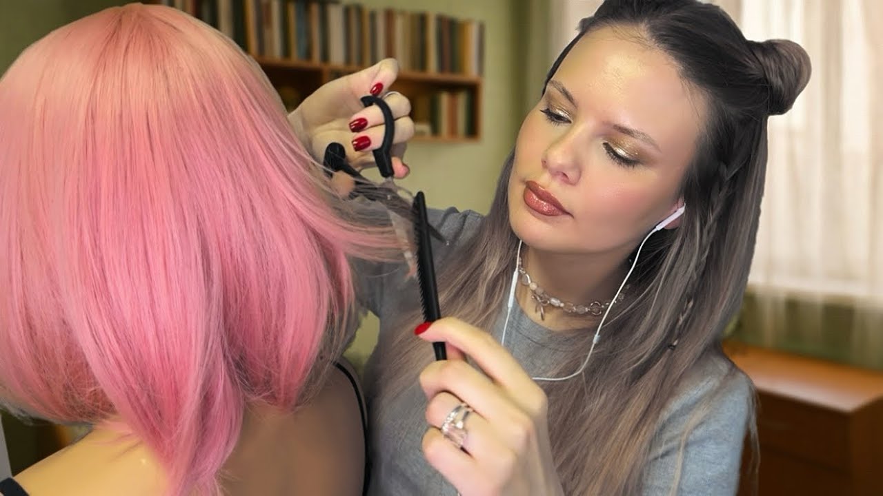 АСМР королева общаги делает тебе стрижку 💇🏼‍♀️ (очень мурашечно)