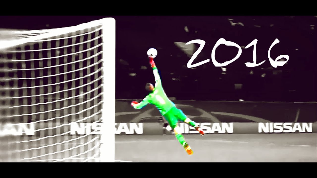 Goalkeepers Best Saves : You Won't Believe How Good The Goalkeepers were In 2016