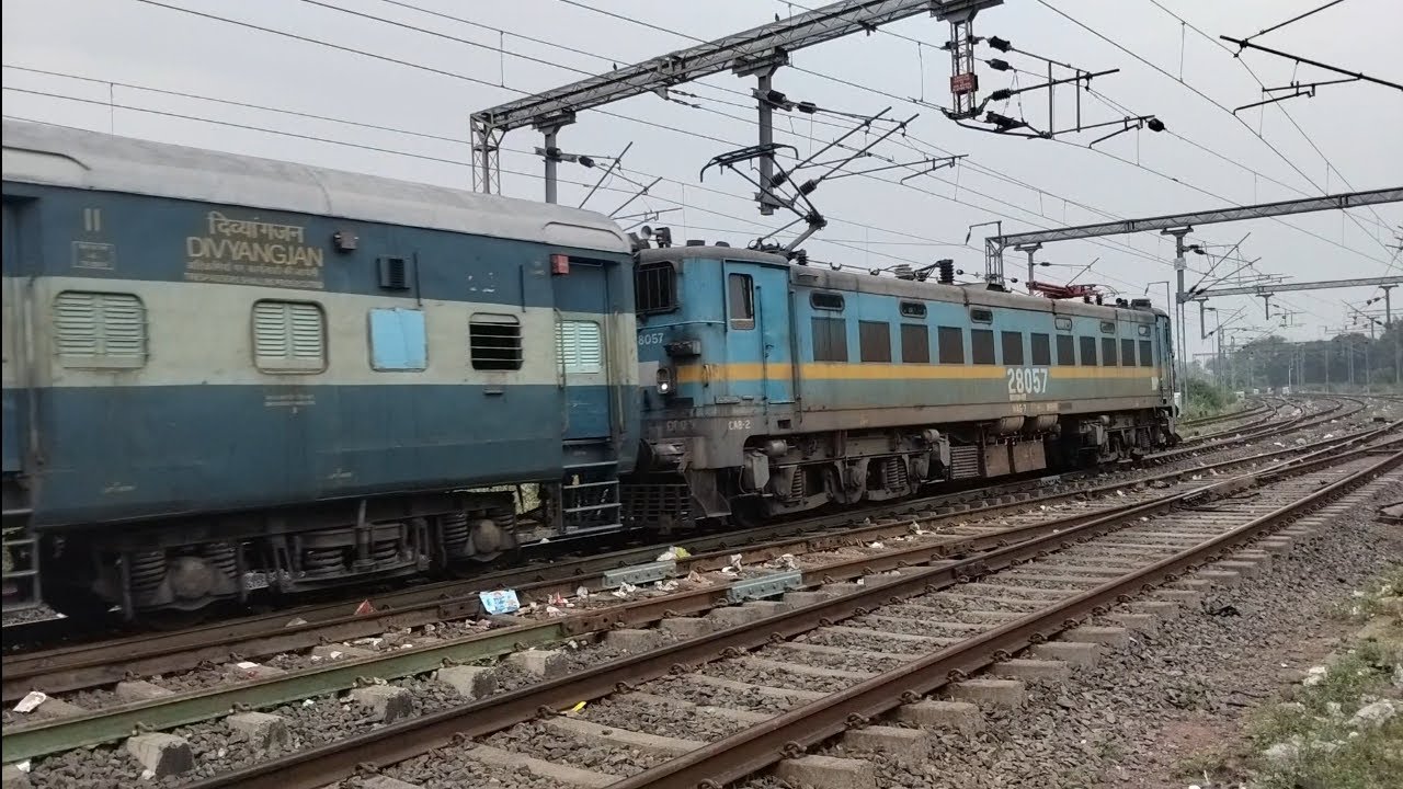 Icf Empty Rake With DDU wag7 28057 Locomotive