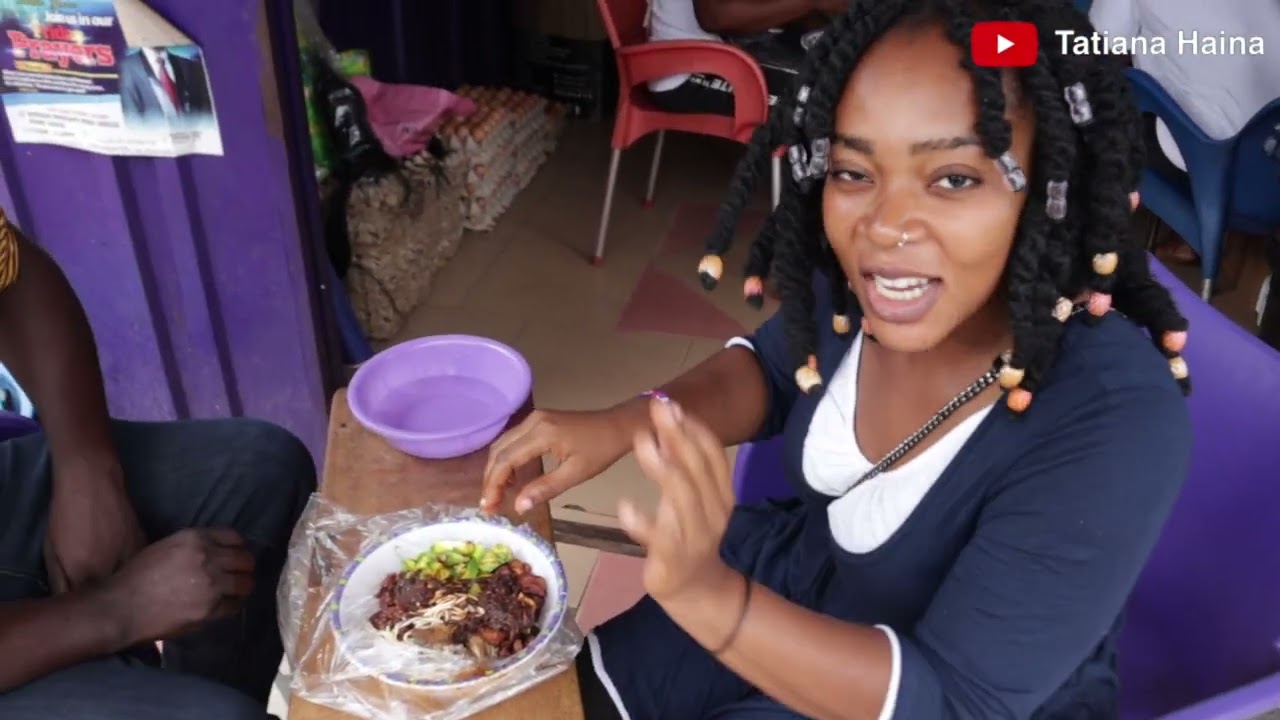 Street FOOD tour in BEREKUM, Ghana || typical breakfast in the morning||vlog2022 West Africa