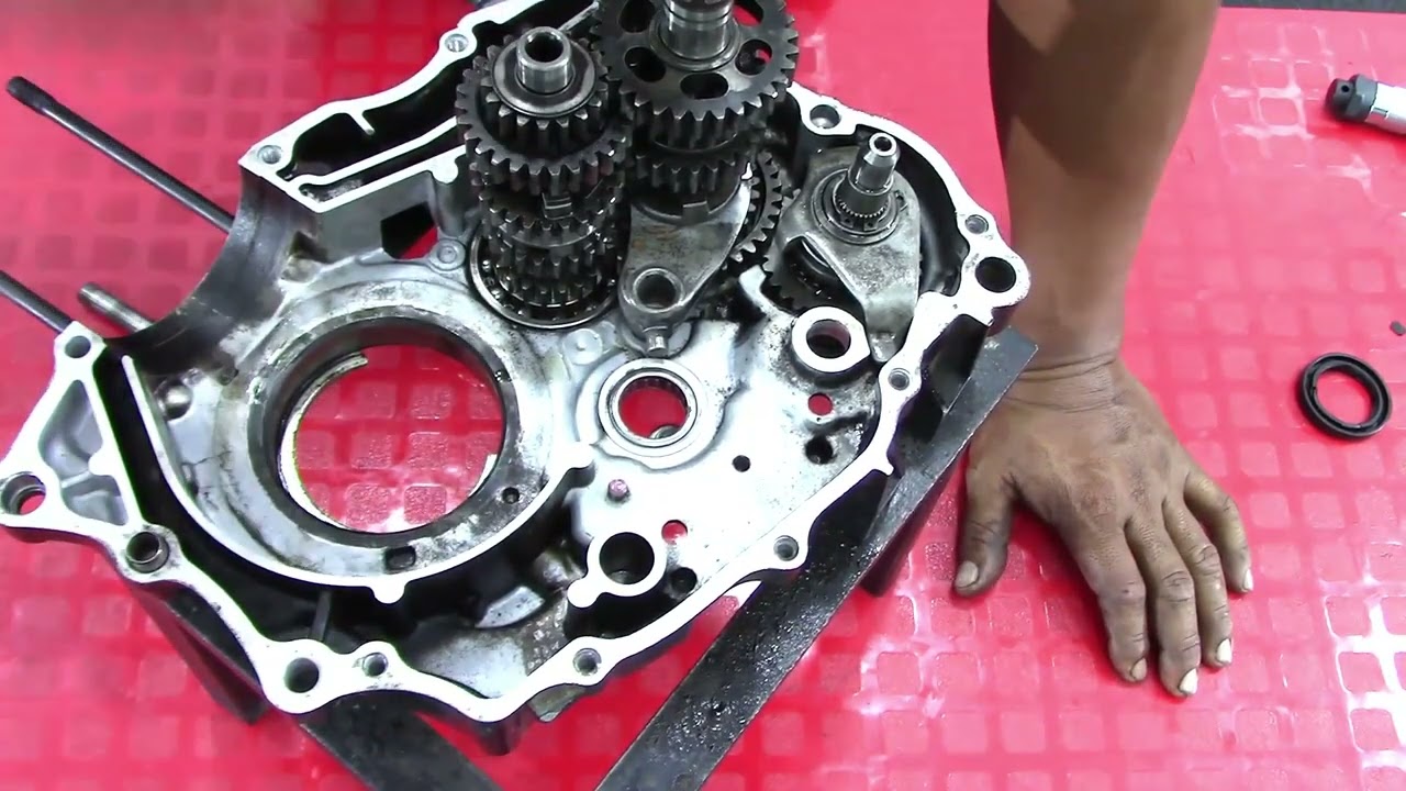 Armado Completo del Carter de una Moto parte2